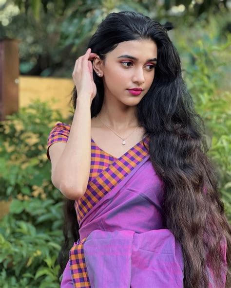 Himasha Wijesinghe 🌹 On Instagram Wore A Sari After Ages 💜 Beautiful