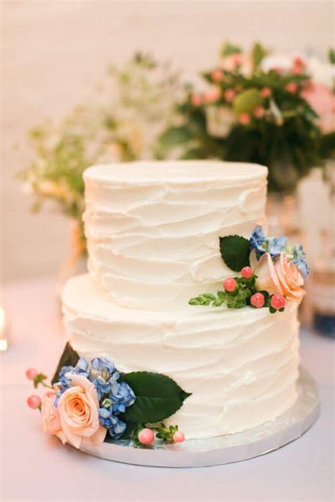 Cute Cornflower Blue And Peach Wedding Color Ideas