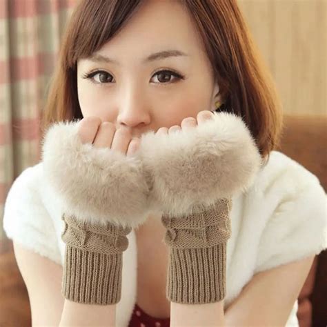 Women Gloves Stylish Hand Warm Winter Cute Woolen Knitted Fingerless Crochet Knitted Wrist