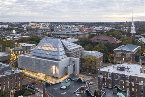 Crimson Veritas Building Architecture And History At Harvard Archdaily