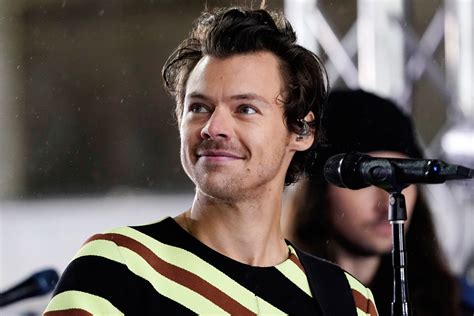 harry styles takes a serious turn in ‘don t worry darling sneak peek rolling stone