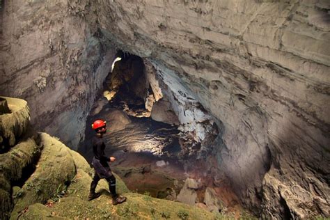 Son Doong Cave Vietnam Worlds Largest Cave That Has Forest And A