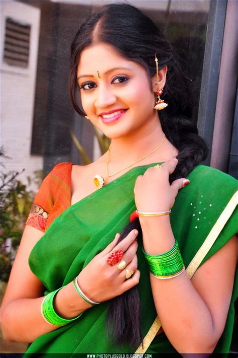 BIG SIZE PHOTO GALLERY OF ACTRESS SANDEEPTHI IN HALF SAREE CUTE HOMELY