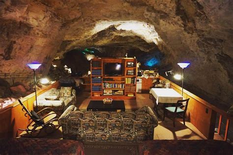 You Must See The Unbelievable Grand Canyon Caverns Room Grand Canyon