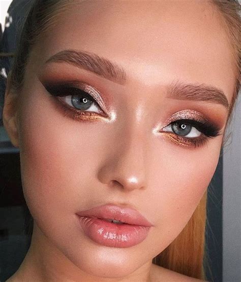 25 Inspiring Eye Makeup Looks For When Youre Wearing A Mask Blush