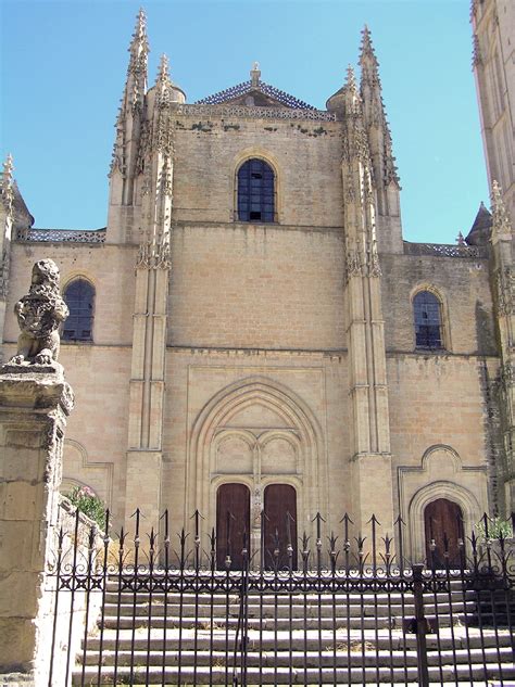 Restaurante situado en el centro de segovia. Catedral Segovia, Portal Fuenterrebollo