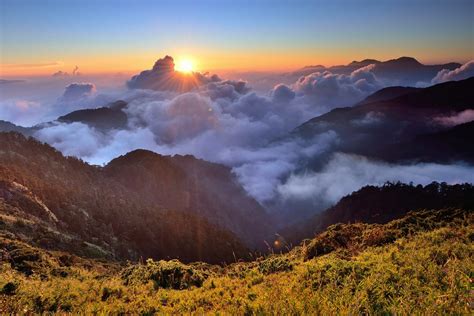 Sunset At Mountain Hehuan Copyright © Vincent Ting Photogr Flickr
