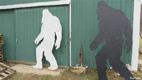 Video Michigan Mans Sasquatch Experience Spawns Bigfoot Business