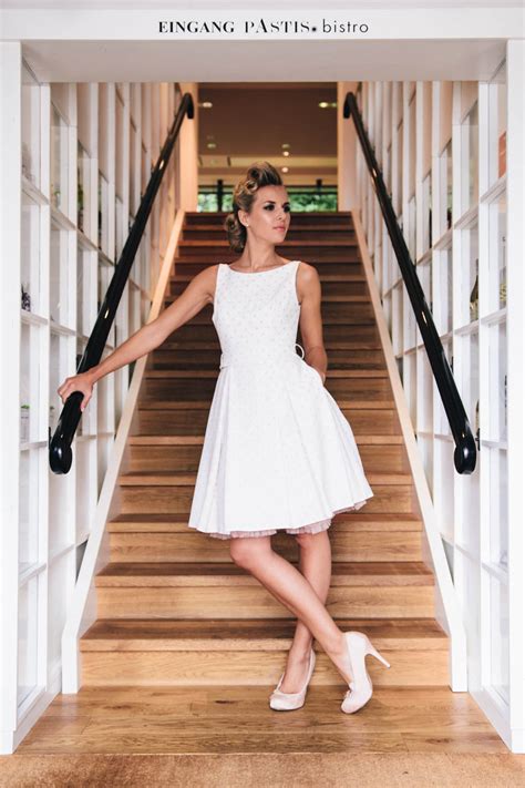 Top angebote auf brautkleider vintage und hochzeitskleider spitze. Rockabilly Hochzeitskleid mit Powder Tupfen, Taschen & Gürtel