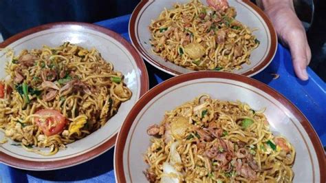 5 Tempat Makan Bakmi Jawa Di Jakarta Selatan Wajib Coba Saat Liburan