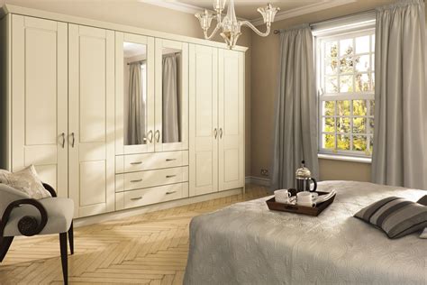 Spacepro sliding doors and storage solutions bring unparalleled elegance and style to your bedroom, creating wardrobes with clever, functional storage. Wardrobes and Storage Solutions