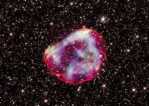 Supernova Remnant 160000 Light Years Away Heralds End Of Star