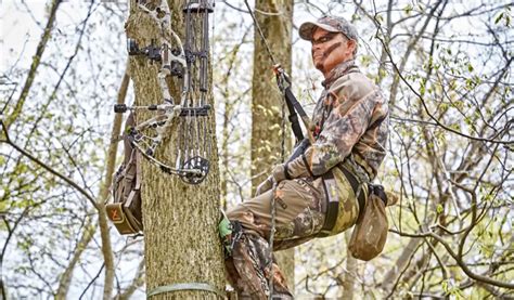 Tree Saddle Hunting — Demo Climb With Aider Bowhunter