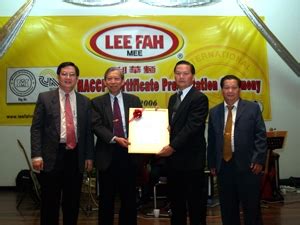 We make our profit not by charging the customers high prices for our products, but manufacturing lee fah mee meal box chicken flavour 24 boxes x 88g 20' container = 955 cartons 40' container = 2000 cartons. Sarawak Manufacturers' Association (SMA)