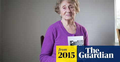 Oskar Gröning Trial British Auschwitz Survivor Takes The Stand