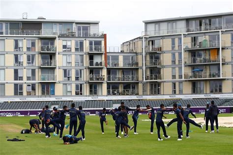 India and sri lanka will play three odis and three t20is in the series. IND vs SL 2021: Sri Lanka players sign new contracts after being given ultimatum to leave team hotel