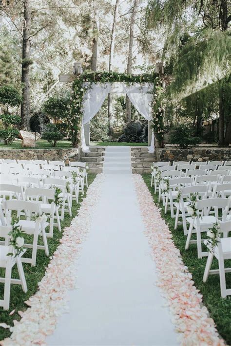 Love The Set Up For This Outdoor Wedding Flower Petal Lined Wedding Aisle Thank Y In