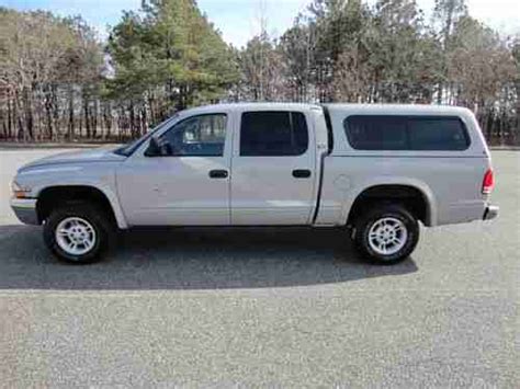 Sell Used 2000 Dodge Dakota Slt Quad Cab 4x4 Pickup Truck V8 108k Miles