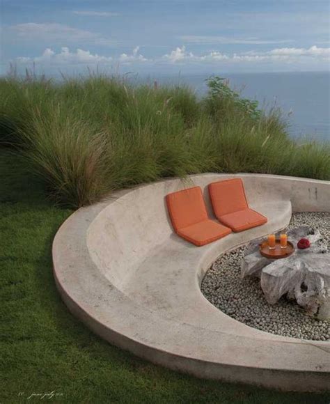 Outdoor Firepit And Concrete Bench Outdoor Seating Built In Seating