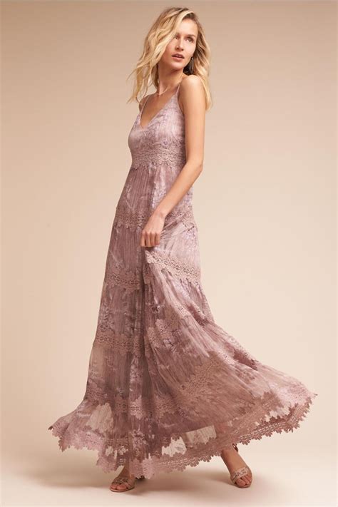 Orangefermeture mais toujours très populaire pour affirmer et des caisses. Robes pour mariage bohème chic : 20 modèles qui nous font ...