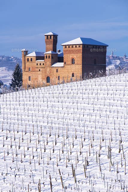 Grinzane Cavour Piedmont Italy View On The Castle Unesco Territory