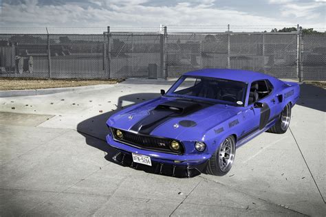 The Ringbrothers Mustang Mach 1 Unkl Packs A 700 Hp Boss Engine