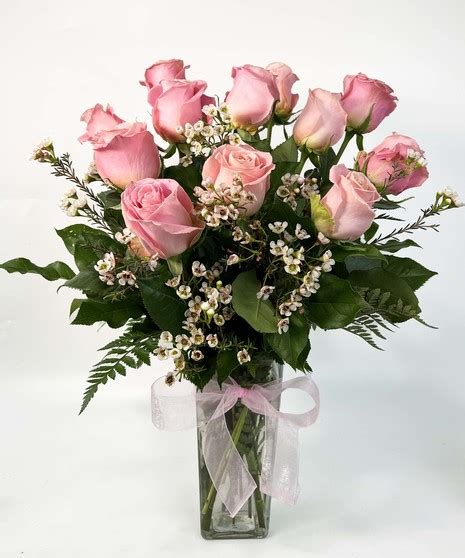 Dozen Long Stemmed Pink Roses For Birmingham Flower Delivery