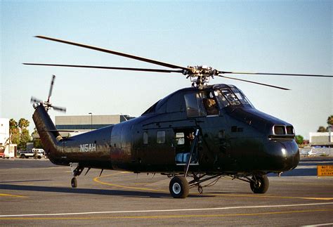 Subsequently sikorski failed to hold the brest fortress, but then distinguished himself commanding the polish 5th. File:Sikorsky S-58ET N15AH@LGB;28.07.1995 (4929672796).jpg ...