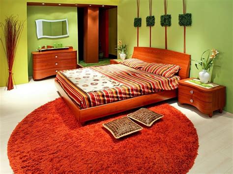 The best colors for your small room don't have to be light or even neutral. Best Paint Colors for Small Bedrooms - Decor IdeasDecor Ideas