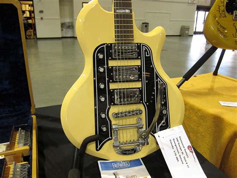 A few clips from the international motorcycle show, san mateo, ca. International Guitar Show San Mateo