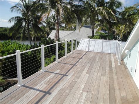 Railing Beach Style Bord De Mer Terrasse En Bois Miami Par