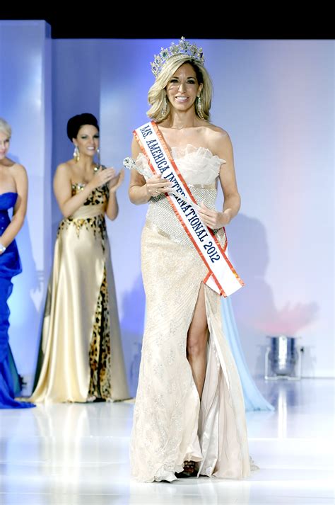 Carla Gonzalez Crowned Ms America® International 2012