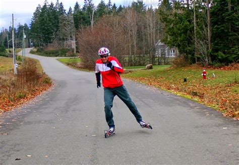 This video explains body position and how the body moves in v2 skate skiing (one skate technique in canada, or skate 2 in the. Keith Nicol Adventures: Skating tips for improving your ...