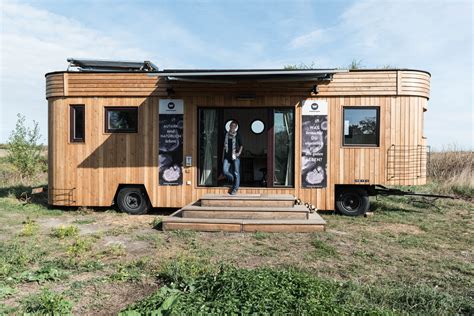 In einem tiny house fallen laufende kosten wie wasser, abwasser, strom und heizung an. ČO JE TINY HOUSE - Tiny house Slovakia