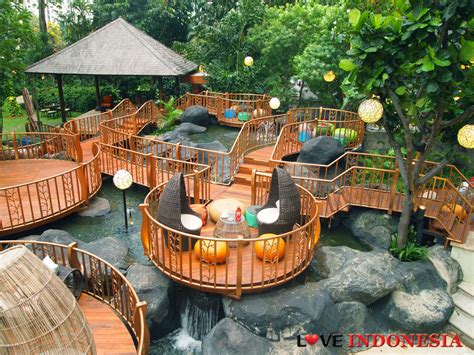 jimbaran outdoor lounge tempat nongkrong  bergaya beach club