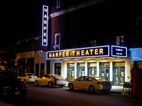 Inexpensive shows, $1 candy and low priced popcorn and soda. Movie night: Moviegoers miss unique, nostalgic movie ...
