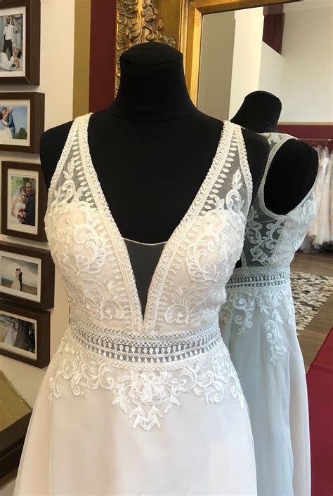 Lass' dich von unseren boho brautkleidern im hippie style verzaubern. Brautkleid #52 - Boho-Stil - Der Brautladen Frankfurt