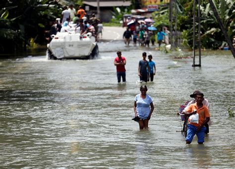 Sri Lanka Landslides Floods Death Toll Rises To 91 Over 100 Missing