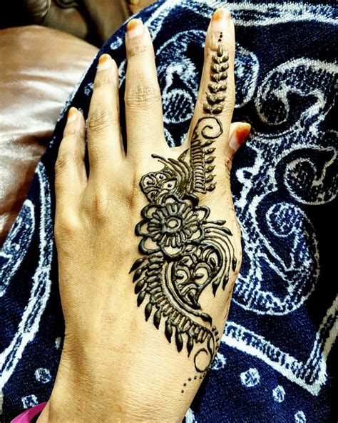 Pin By Sreehennaartwork On Sreehenna Henna Hand Tattoo Hand Henna