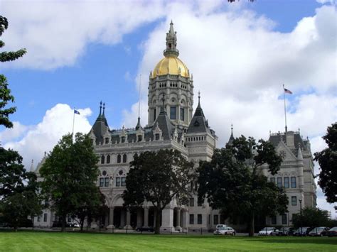 10 Historical Landmarks In Connecticut You Must Visit