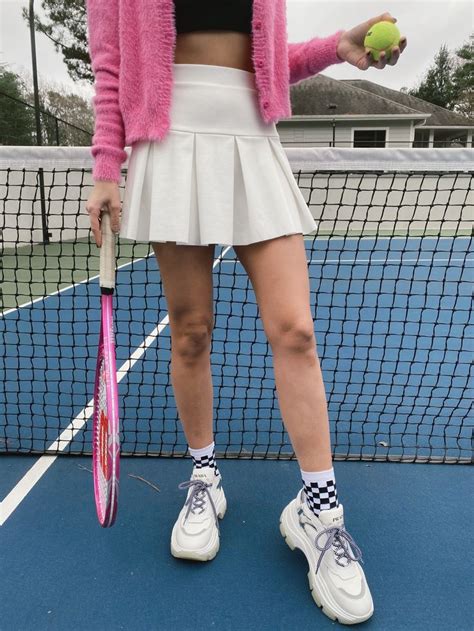 What To Wear To Play Tennis Cute Tennis Outfit In 2020 Tennis Clothes Tennis Skirt Outfit