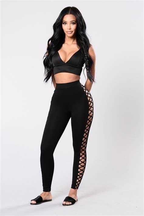 just a little thang leggings black leggings by fashion nova