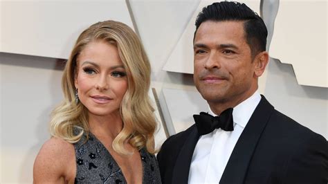 Kelly Ripas Husband Mark Consuelos Pays Tribute To Her As They Spend