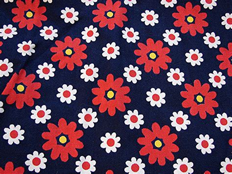 1960s vintage floral fabric mod flower power 60s fabric cotton red white daisies on navy 36 inch