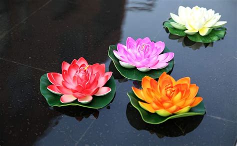 Navadeal 4pcs 7 Inch Artificial Floating Foam Lotus Flowers