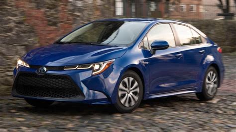 2021 Toyota Corolla Hybrid Prices Reviews And Vehicle Overview Carsdirect