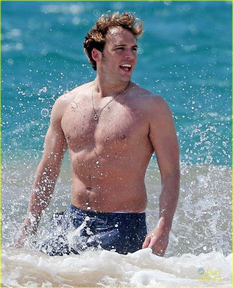 Shirtless Sam Claflin Frolics On Hawaiian Beach With Wife Laura Haddock