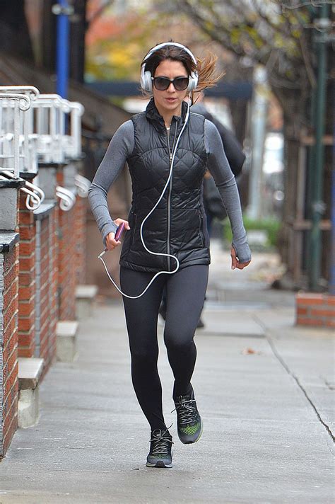 She is not only a mom to four young children with actor husband alec baldwin, but also the cohost of popular podcast mom brain and a veritable. Hilaria Baldwin in Tights jogging -01 | GotCeleb