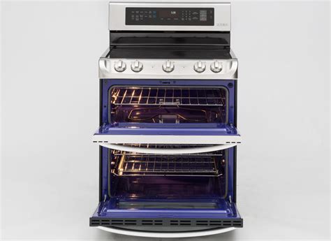 If you're shopping for a new appliance, be sure to check out this chart from consumer reports! New Range Ratings | Kitchen Range Reviews - Consumer ...