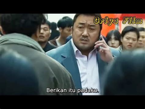 ORANG YANG PALING DITAKUTI OLEH GANGSTER DAN POLISI Alur Cerita Film